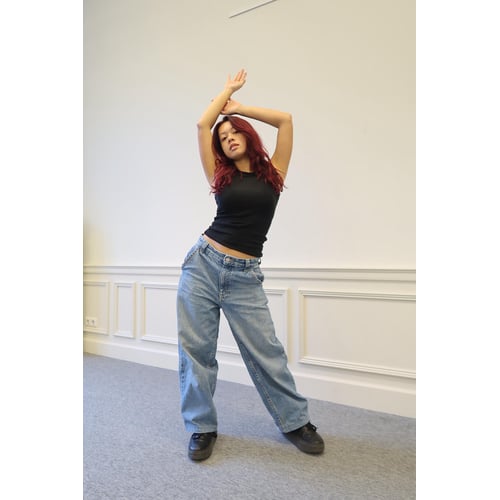 Full body pic