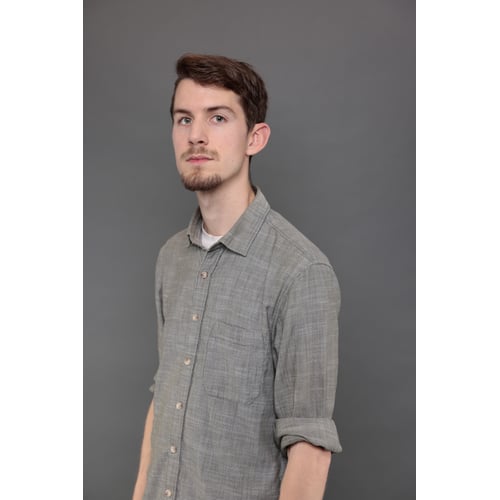 STEFAN-BROESDER_Medium