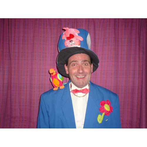 Stand up comedian, revue artiest